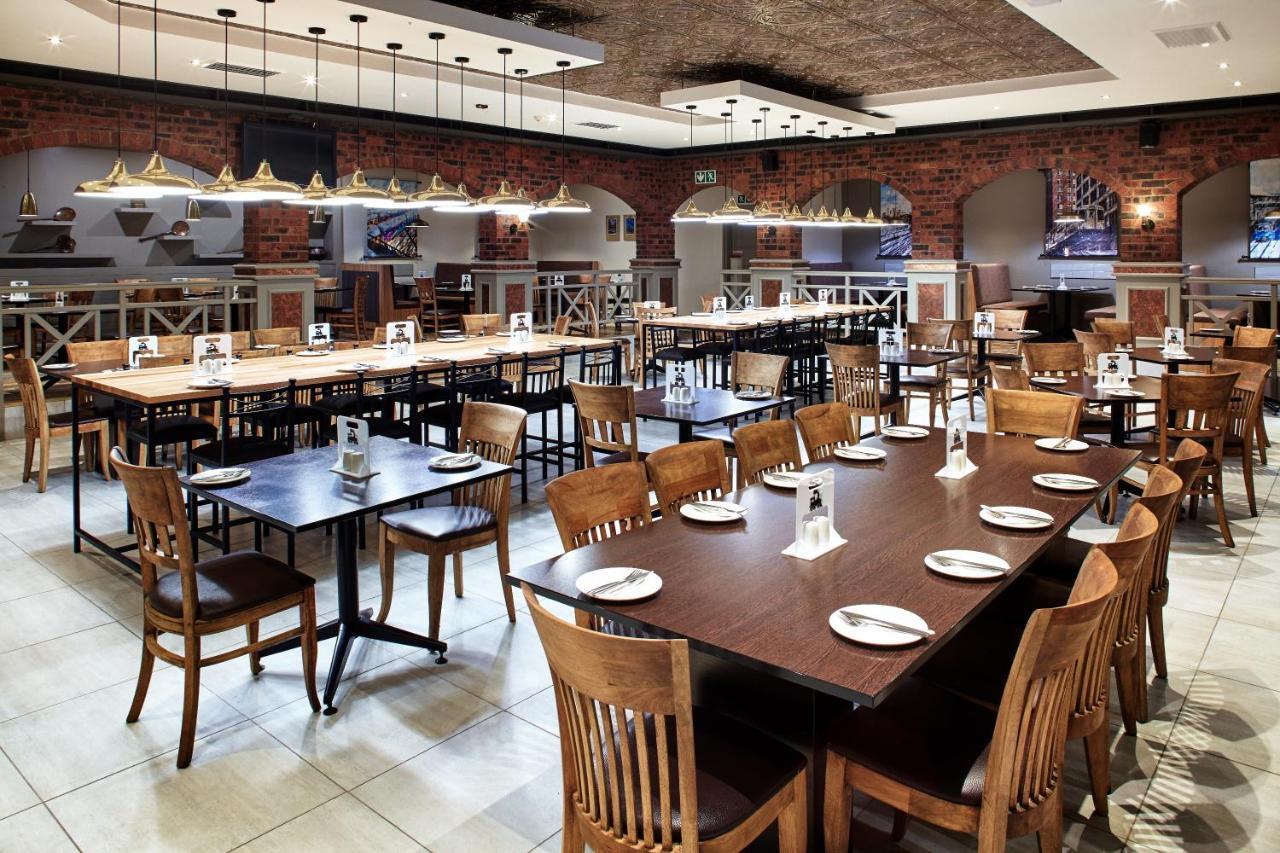 Garden Court Milpark, 3*