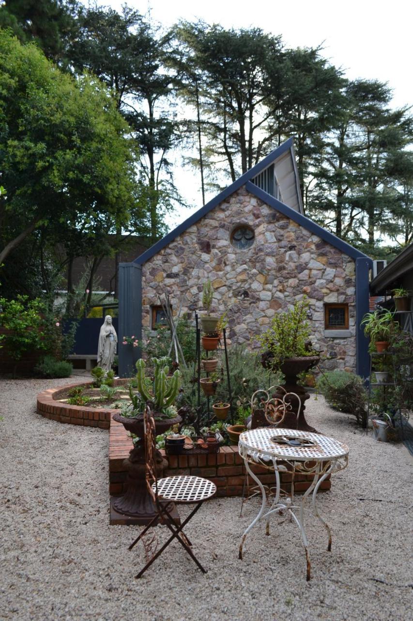 Festina Lente Guest house *
