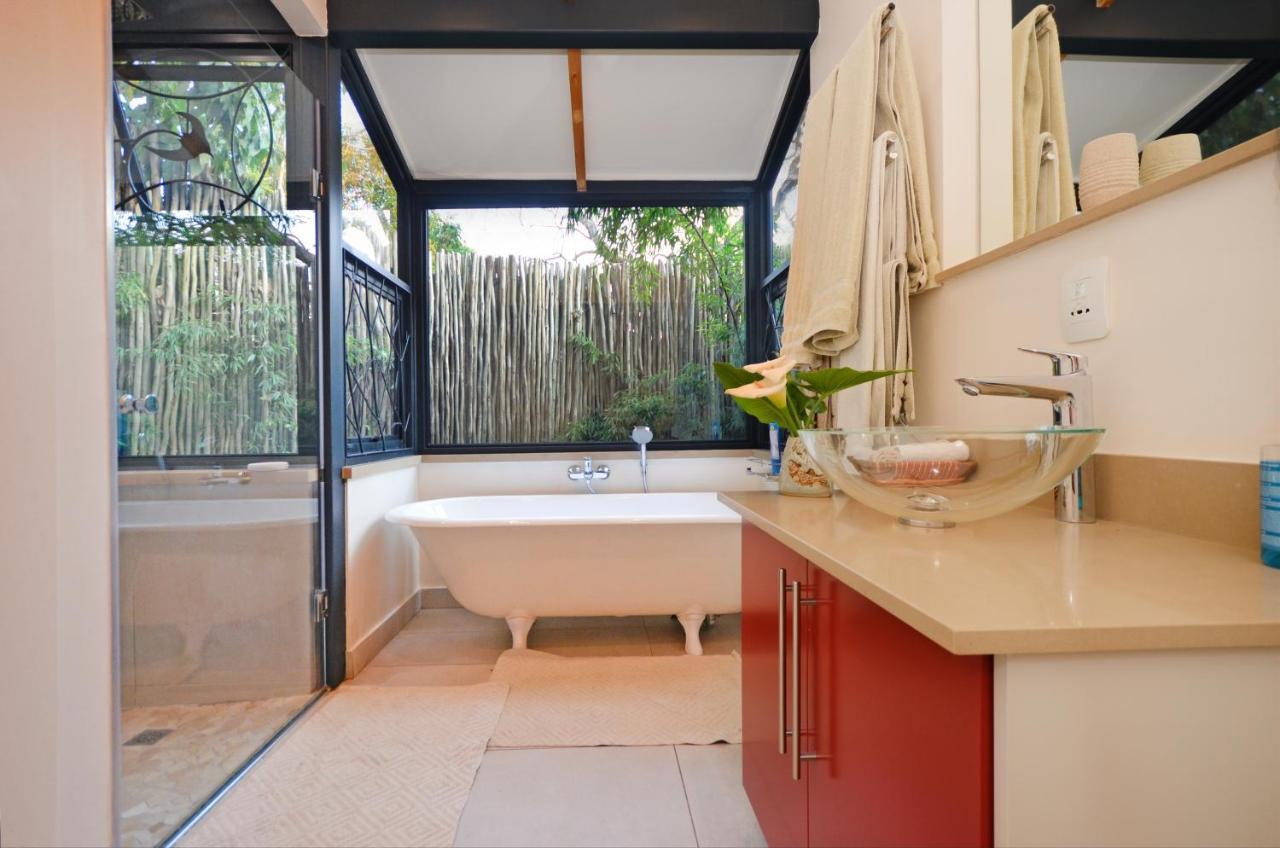 Bamboo Villa *