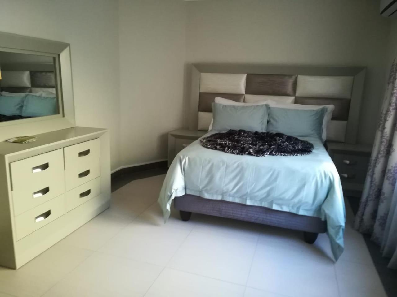 Resort Pelonngwe Wellness Retreat & Johannesburg
