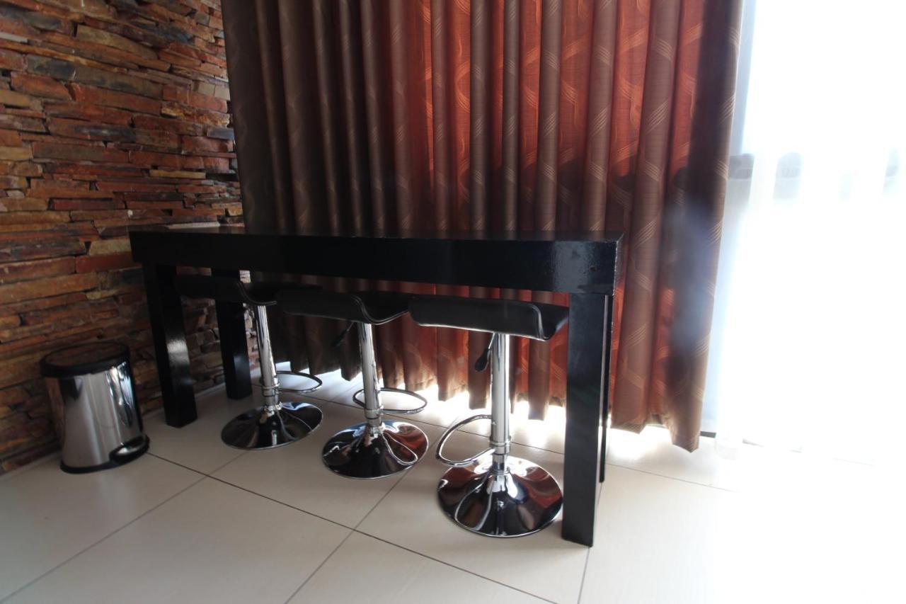 Khách sạn Alcazaba 4*