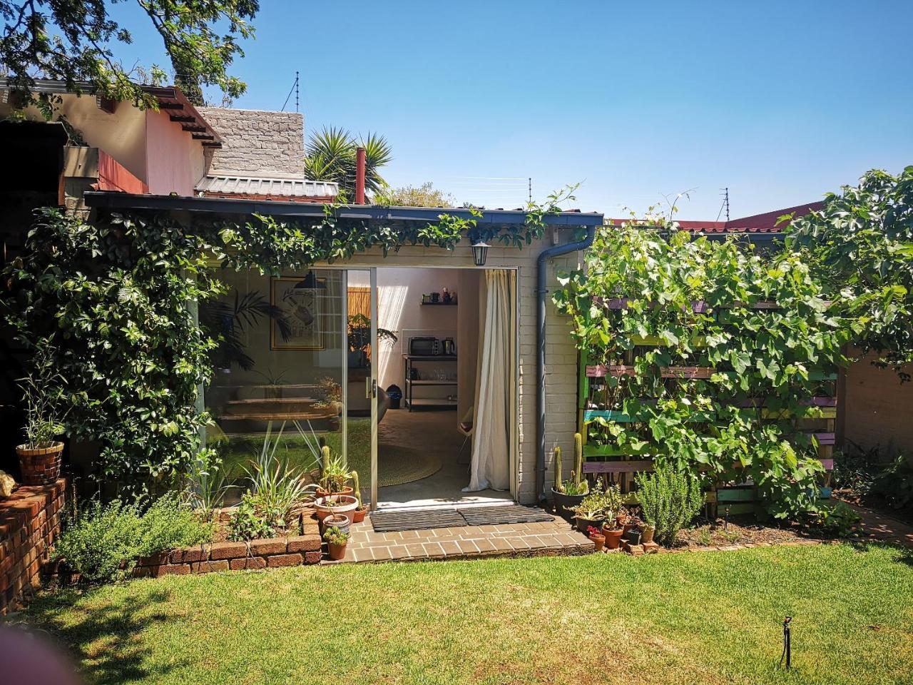 Apartment The Secret Garden *