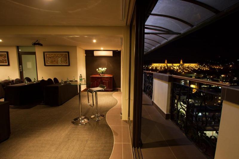 224 Serviced Apartment