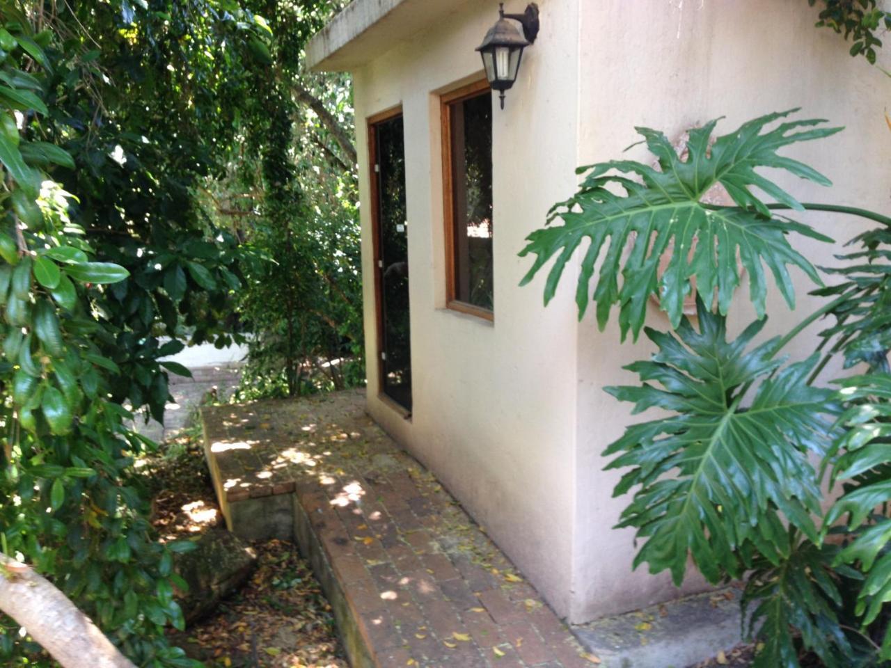 Noraclox Bed & Breakfast Johannesburg