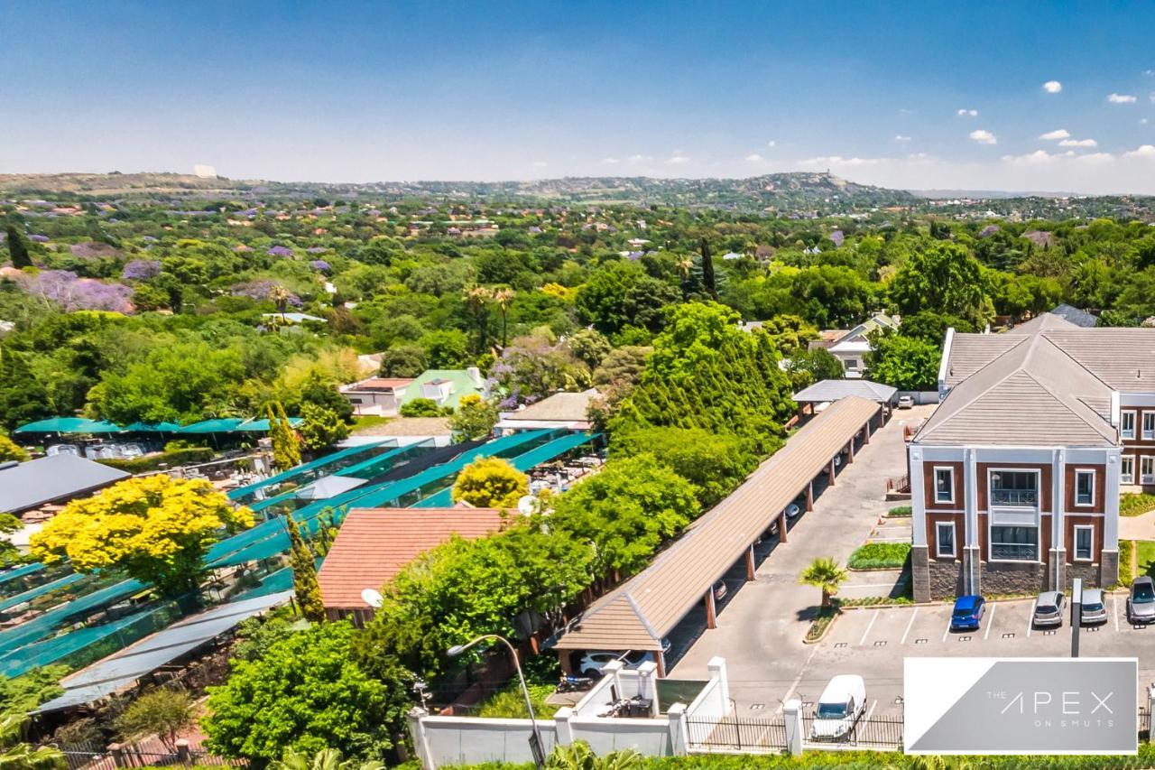 The Apex On Smuts Căn hộ Johannesburg