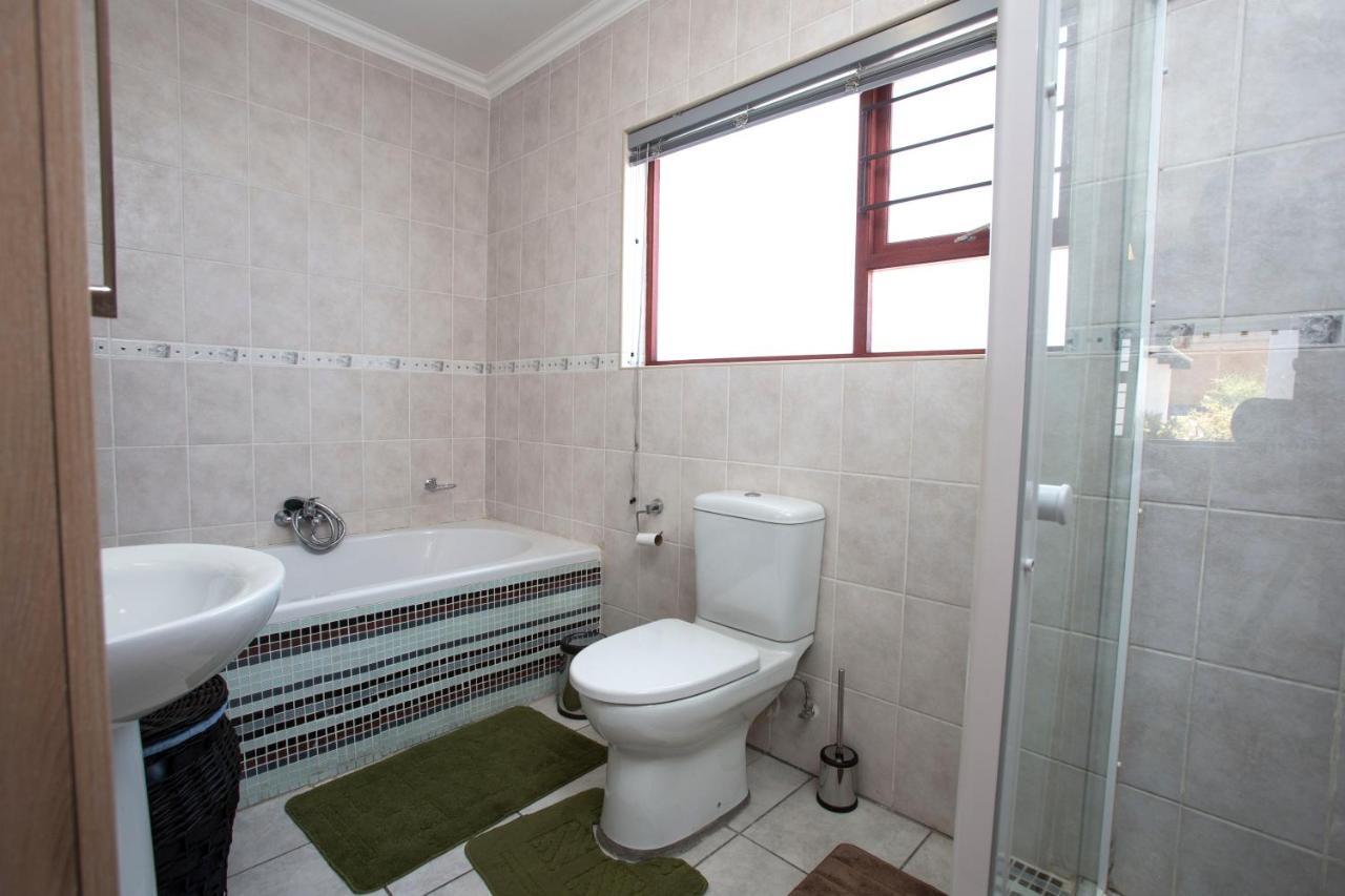 No.1 Primula Chalet Johannesburg