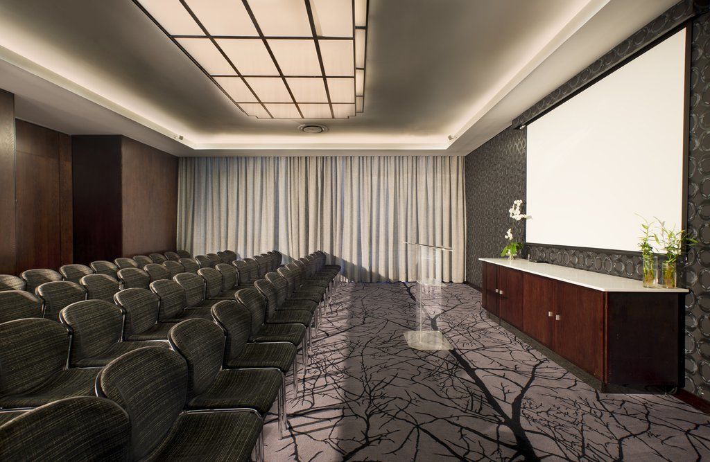 Hotel Davinci On Nelson Mandela Square 5*