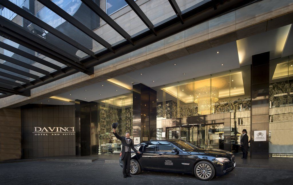 Davinci On Nelson Mandela Square 5*