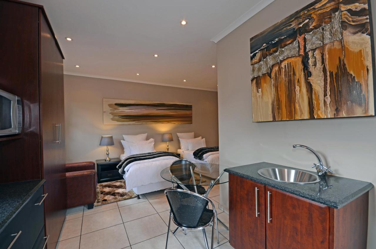 Guest house Saffron 4*