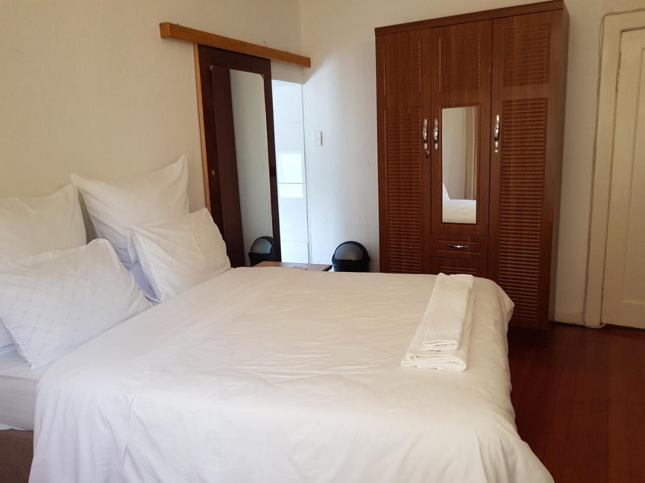 Ltn Casa de hóspedes Joanesburgo