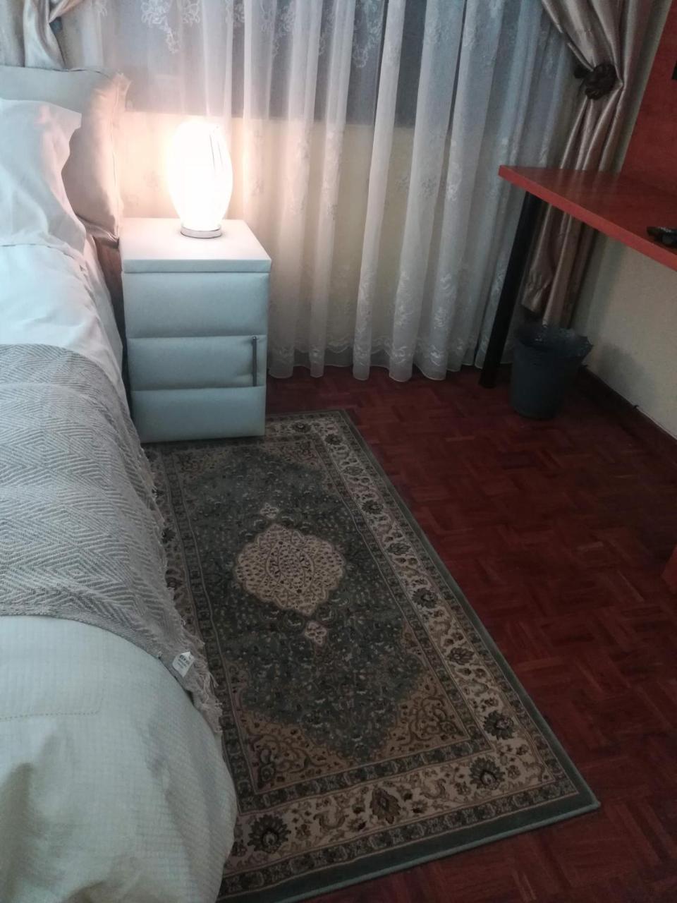Homestay Lalela House *