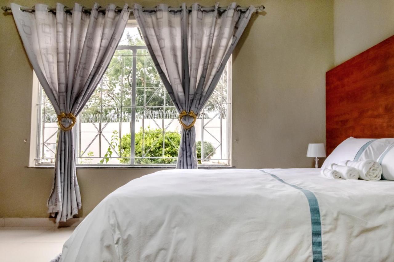 Aura Guest house