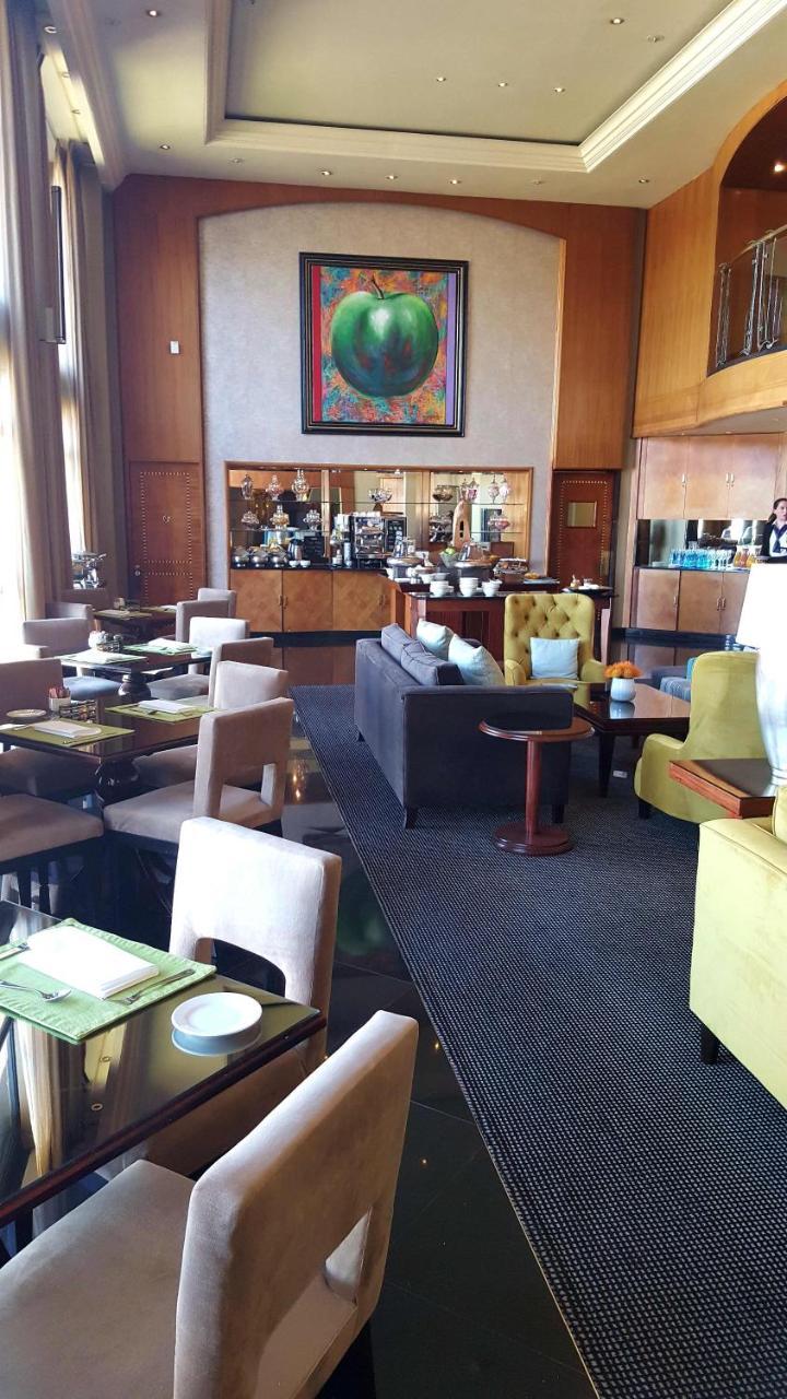 Hyatt Regency Hotel 5*