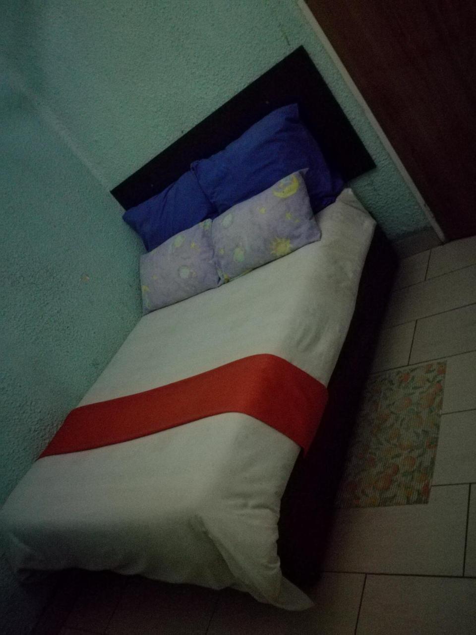 Queenslodge , Your Away From * Joanesburgo