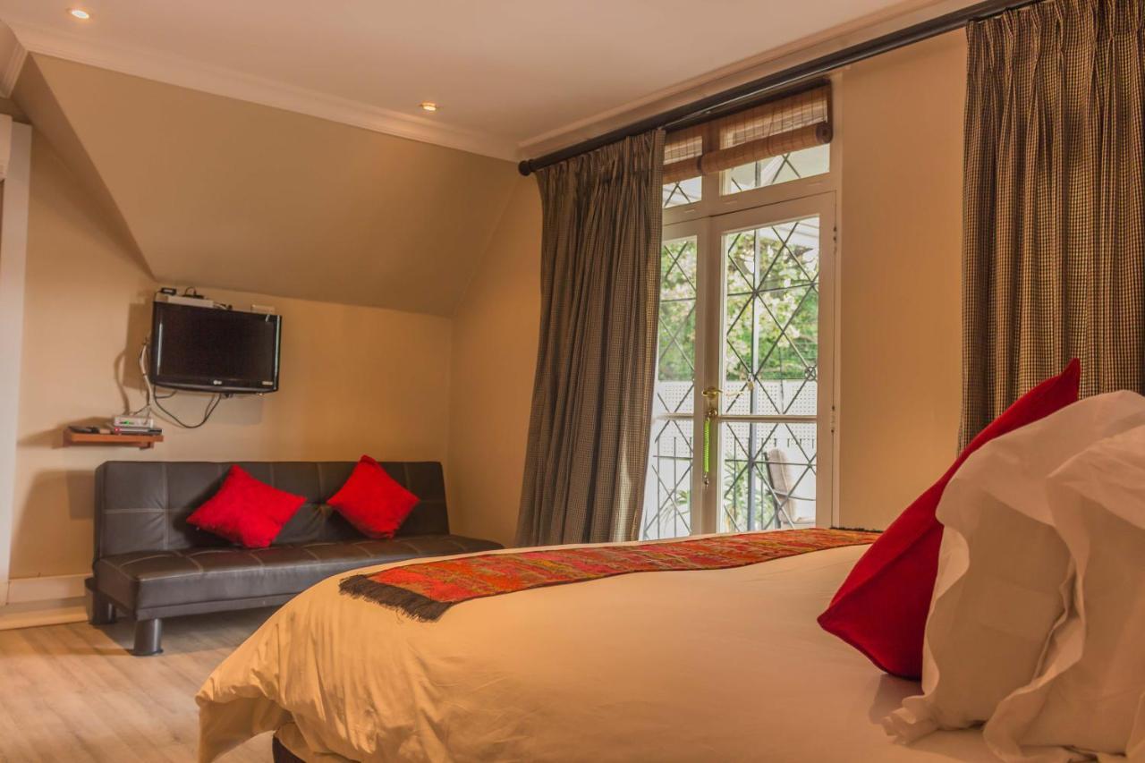 59 On 4* Johannesburg