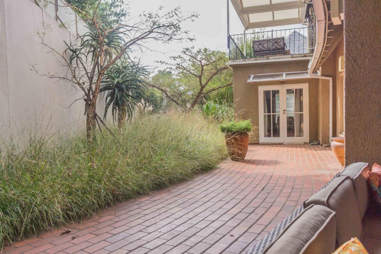 59 On 4* Johannesburg