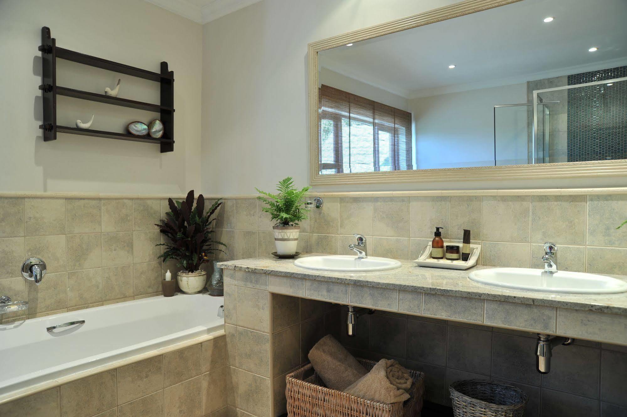 Claires Of Sandton Luxury 4* Johannesburg