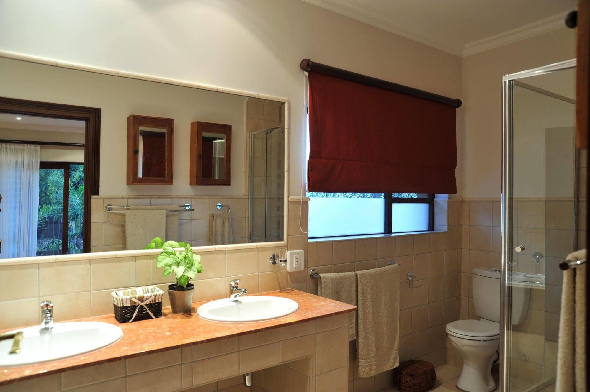 Claires Of Sandton Luxury Guest house