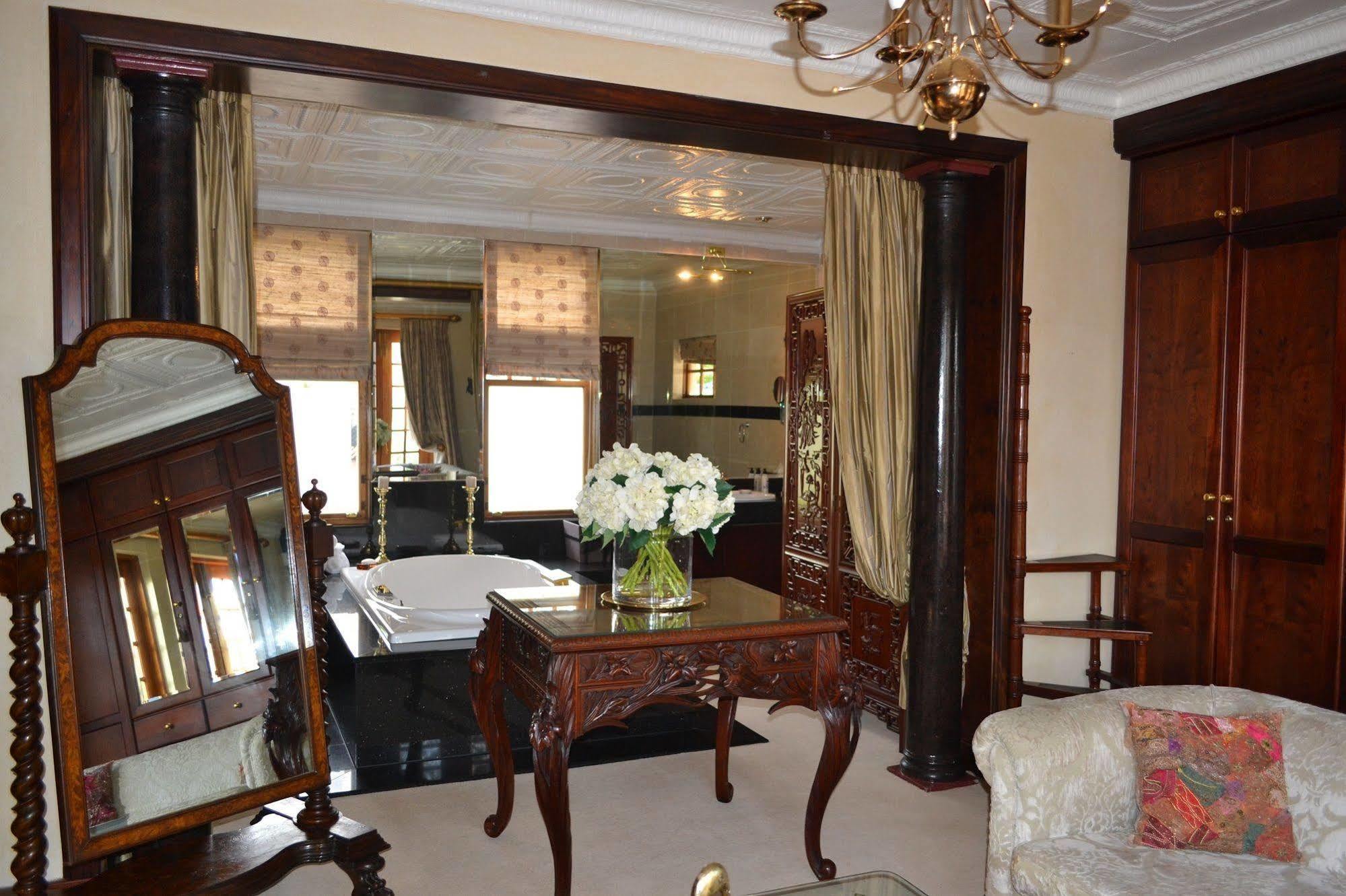 Doveton House 4*