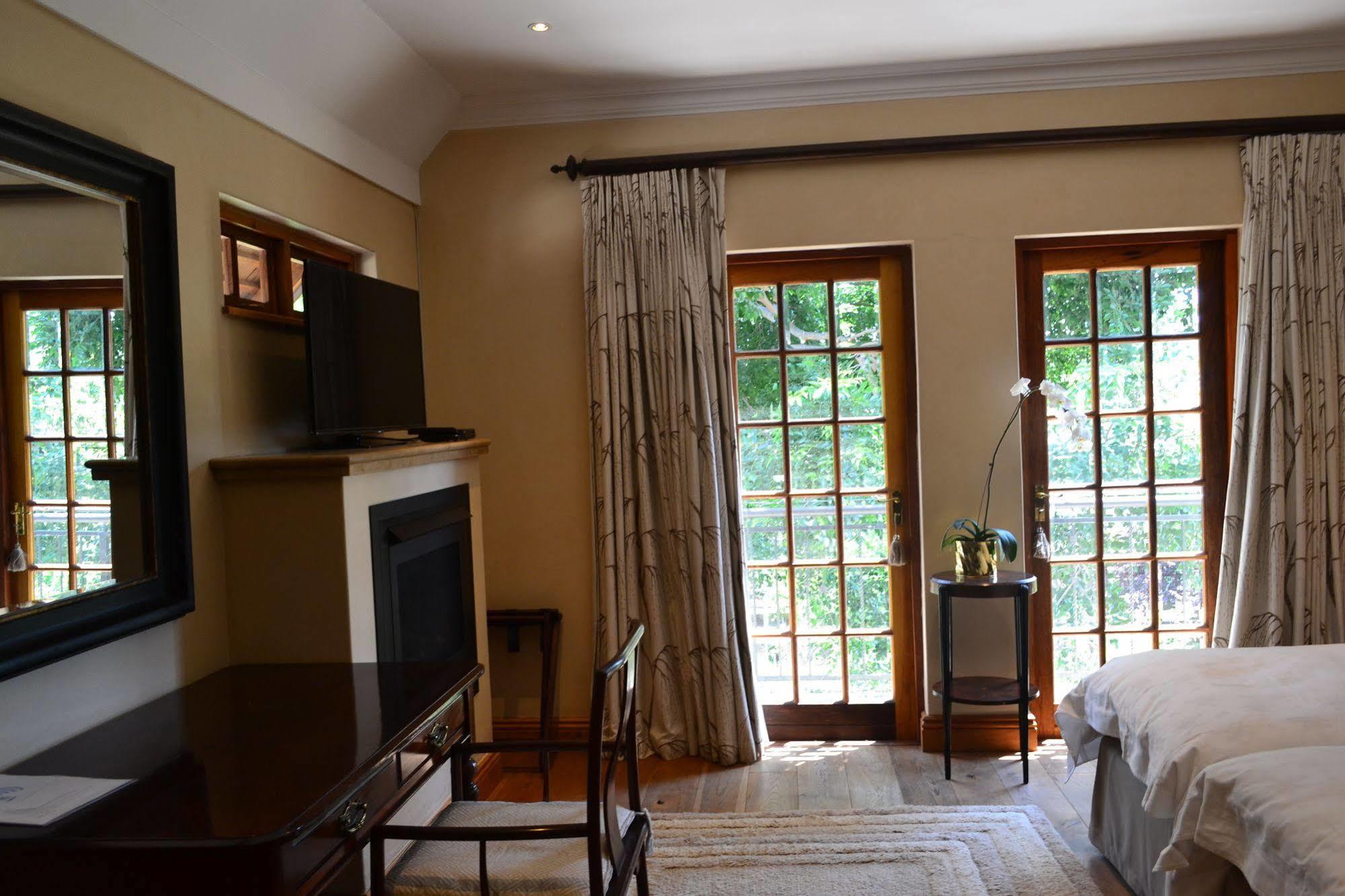 Bed & Breakfast Doveton House 4*