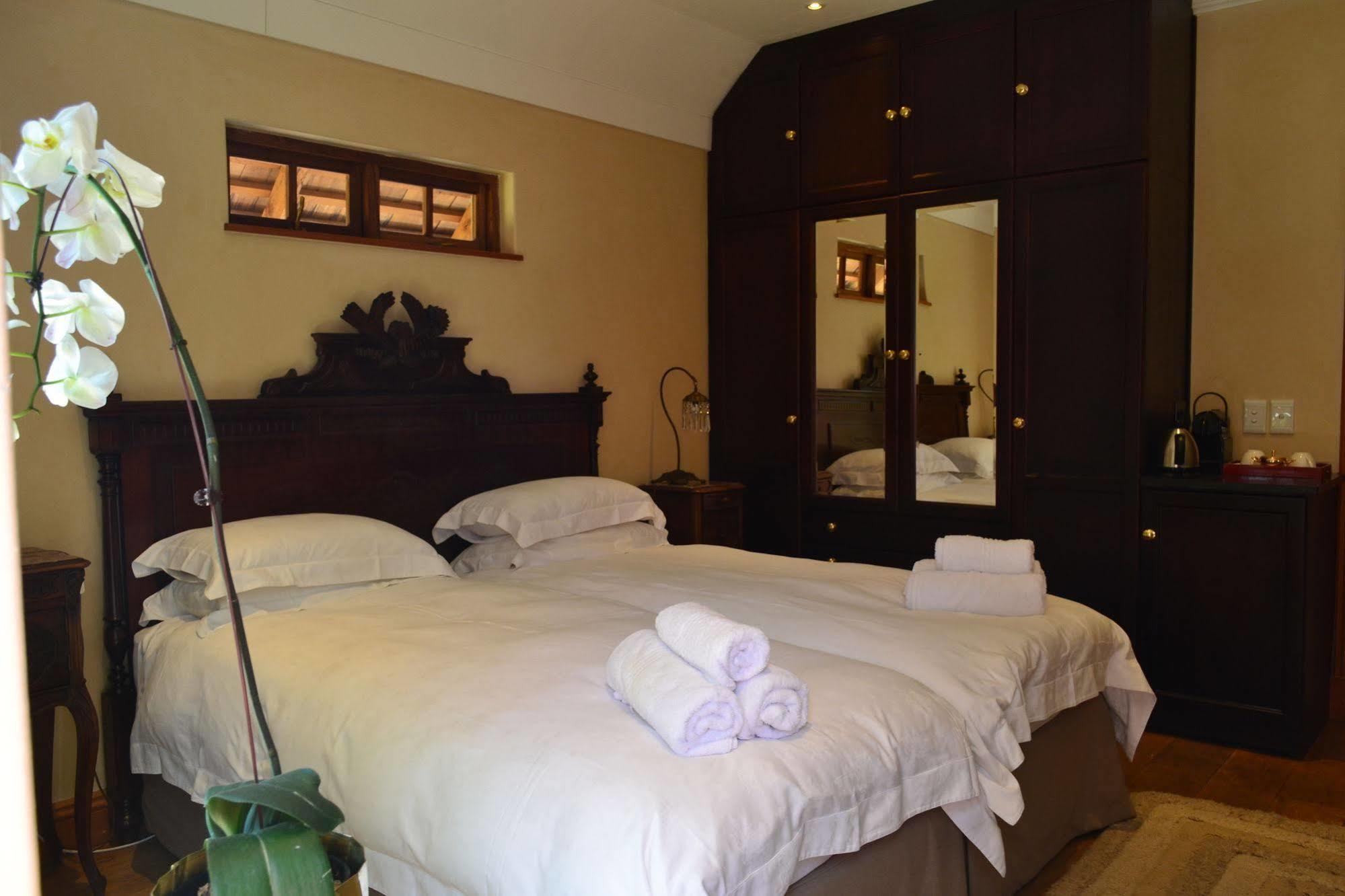 Bed & Breakfast Doveton House