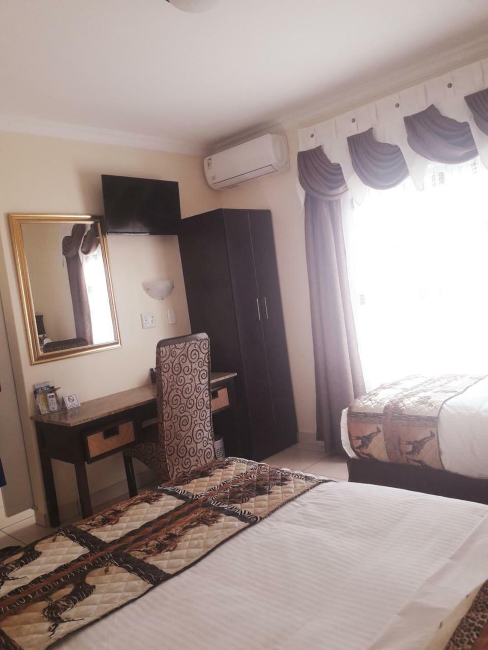 Ecotel Southgate Hotel