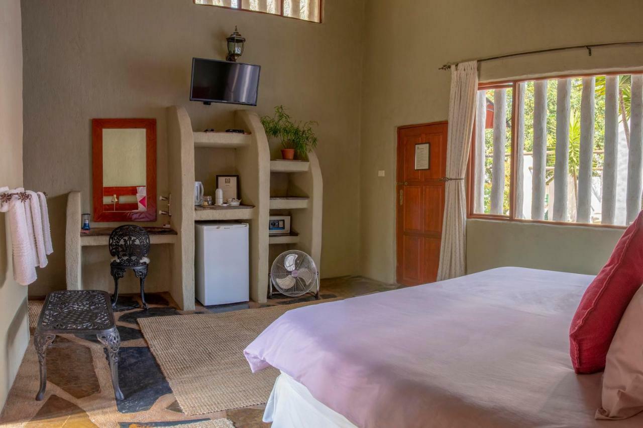 By Bush Telegraph Gasthof Johannesburg