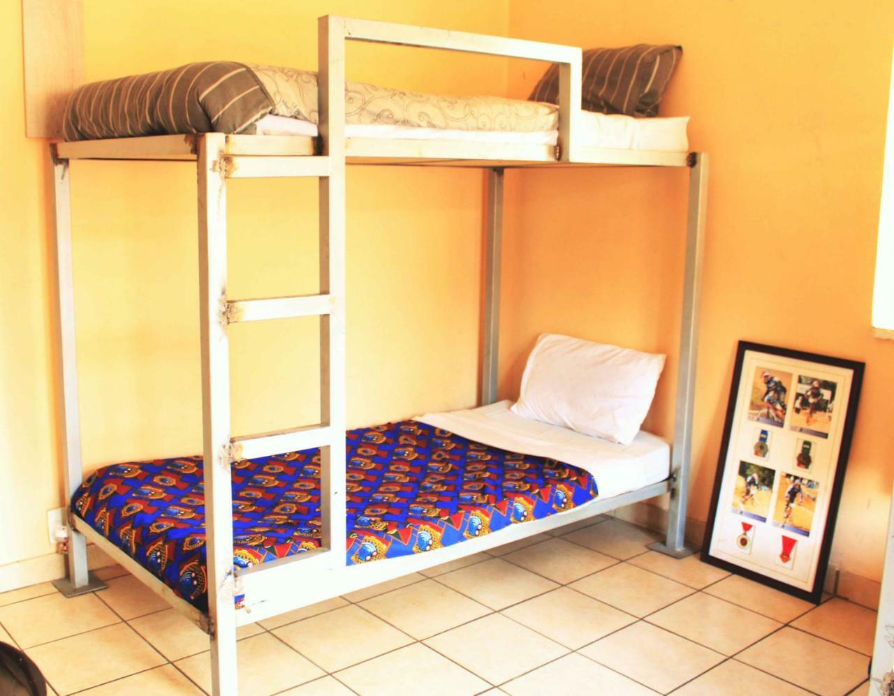 Urban Backpackers Albergue Joanesburgo