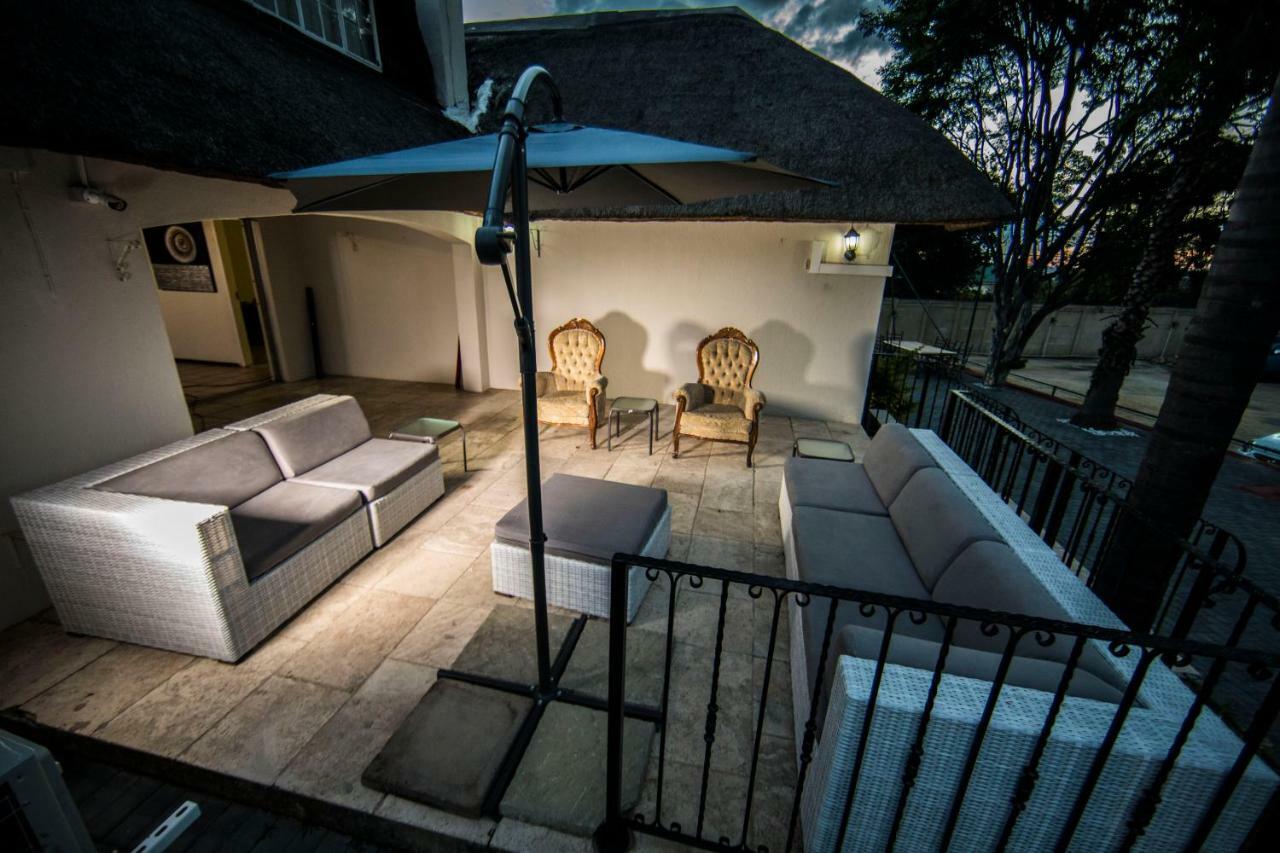 Kingfisher Guest house *