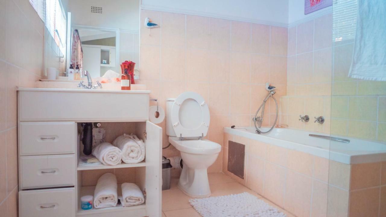 Noraclox River Club Bed & Breakfast 3*