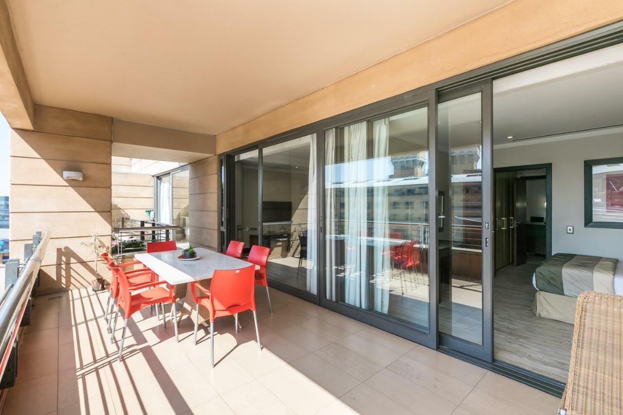 207 Raphael Penthouse *