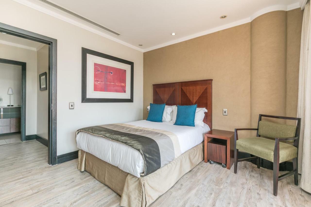 207 Raphael Penthouse Apartment Johannesburg