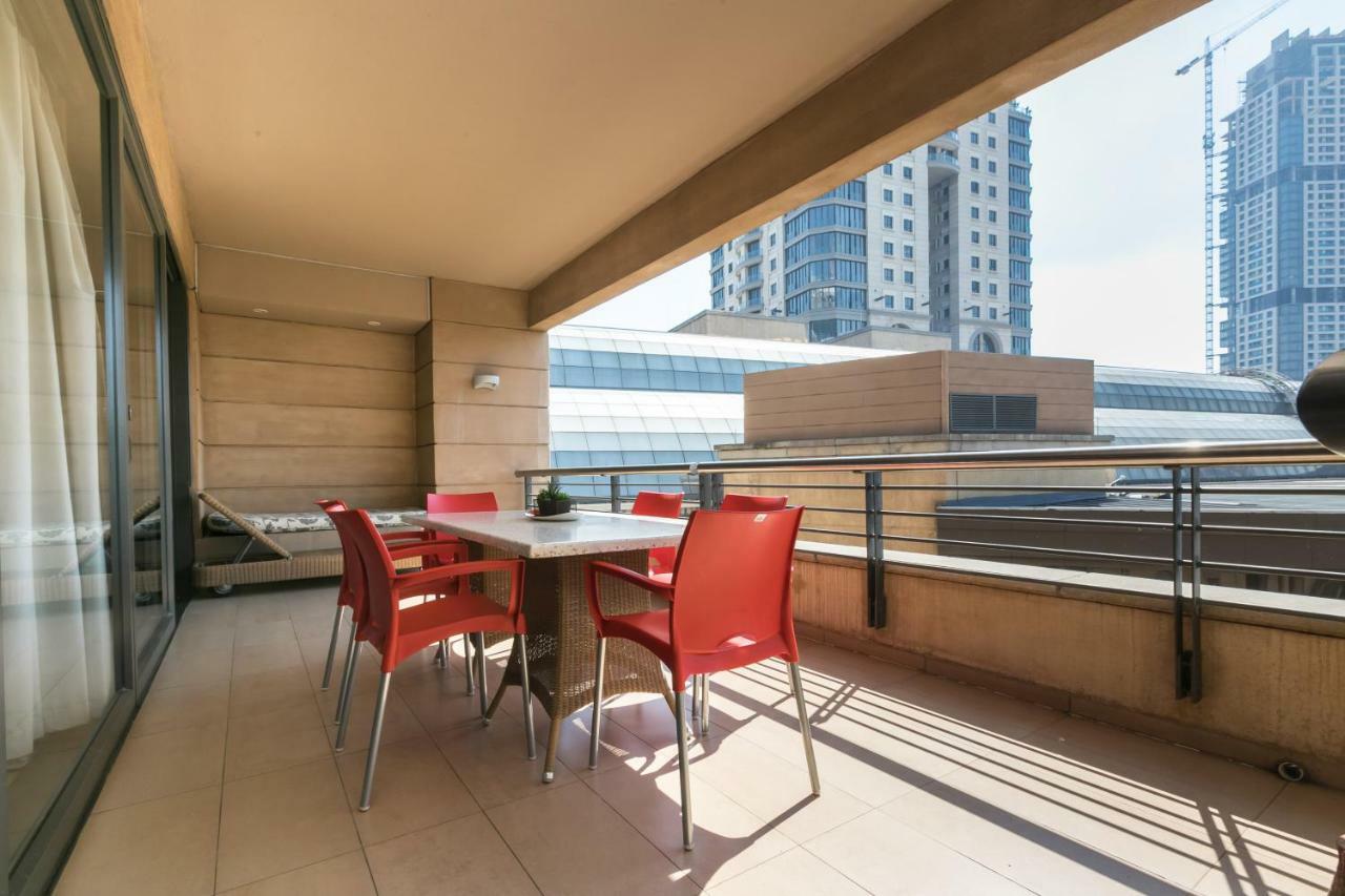207 Raphael Penthouse *