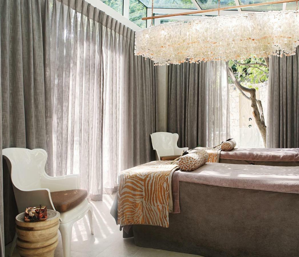 Saxon Hotel, & 5* Johannesburg