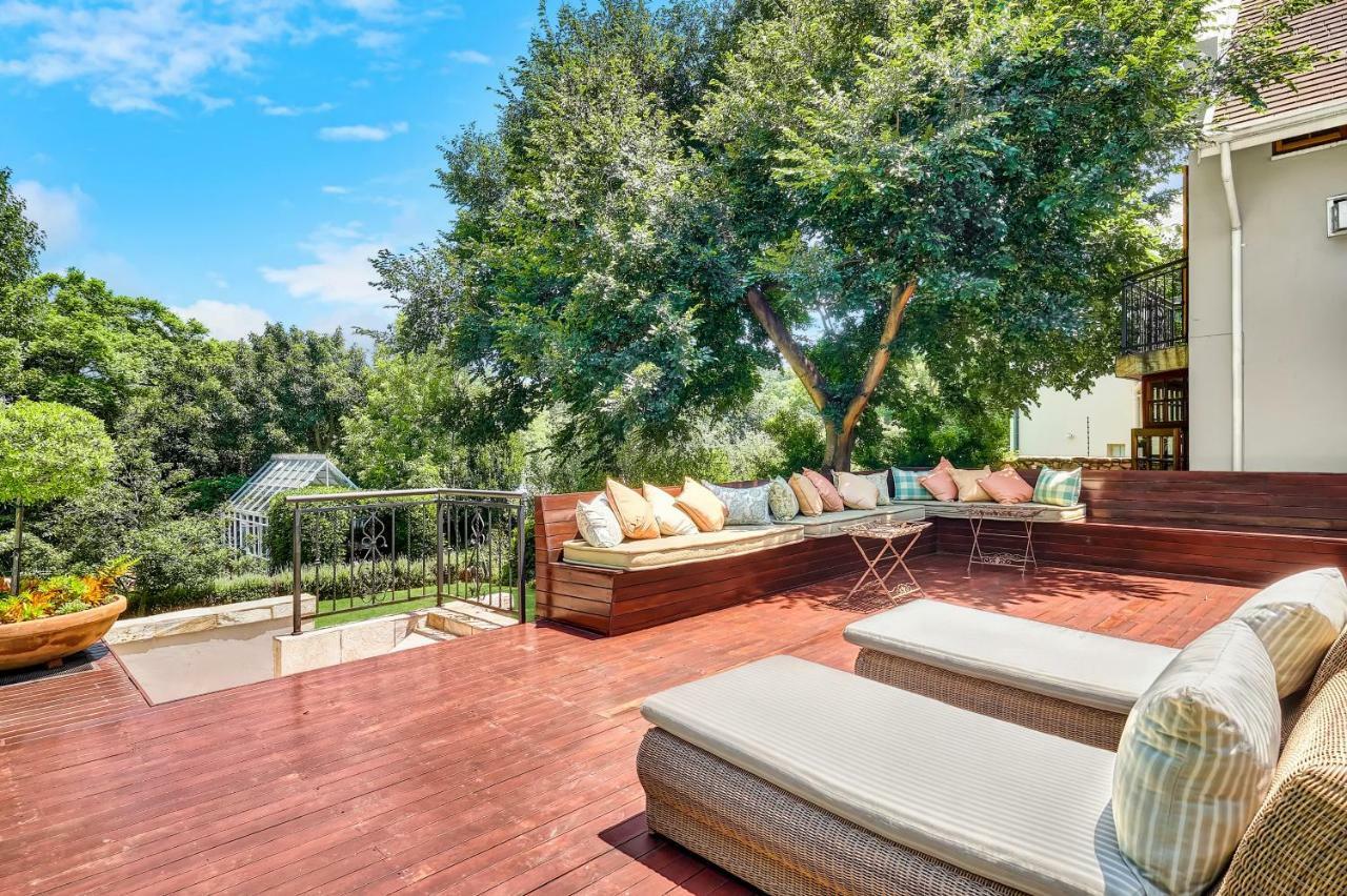 Doveton House Bed & Breakfast 4*