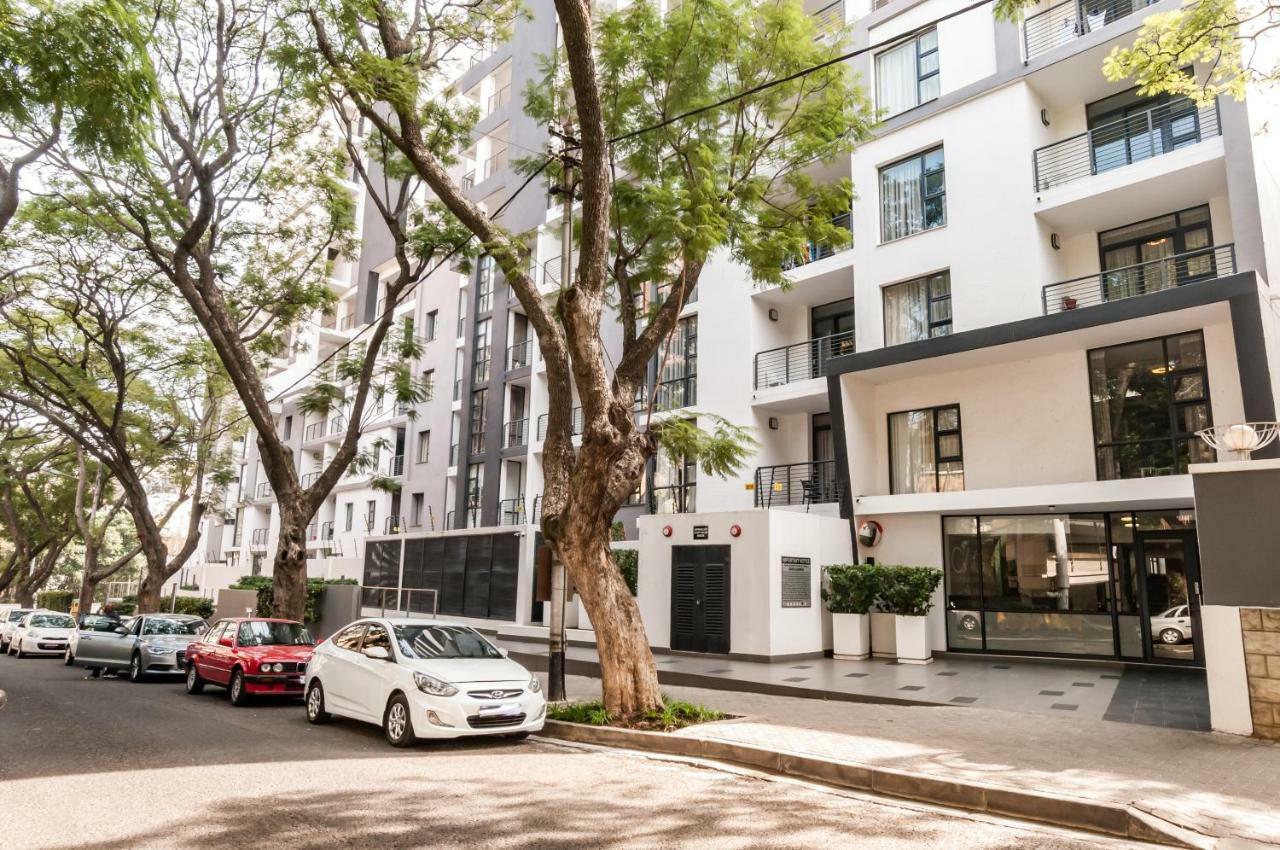 The Vantage Rosebank Apartment