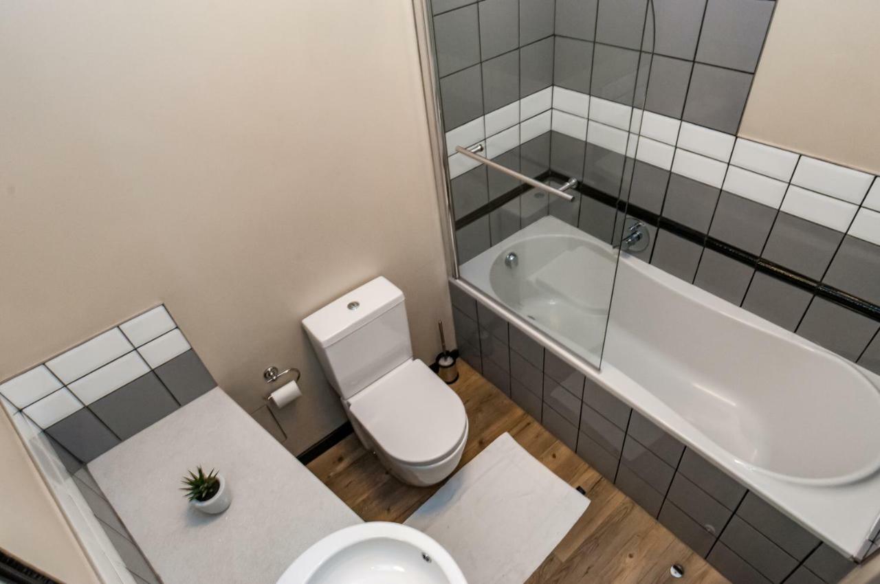 The Vantage Rosebank Apartment *