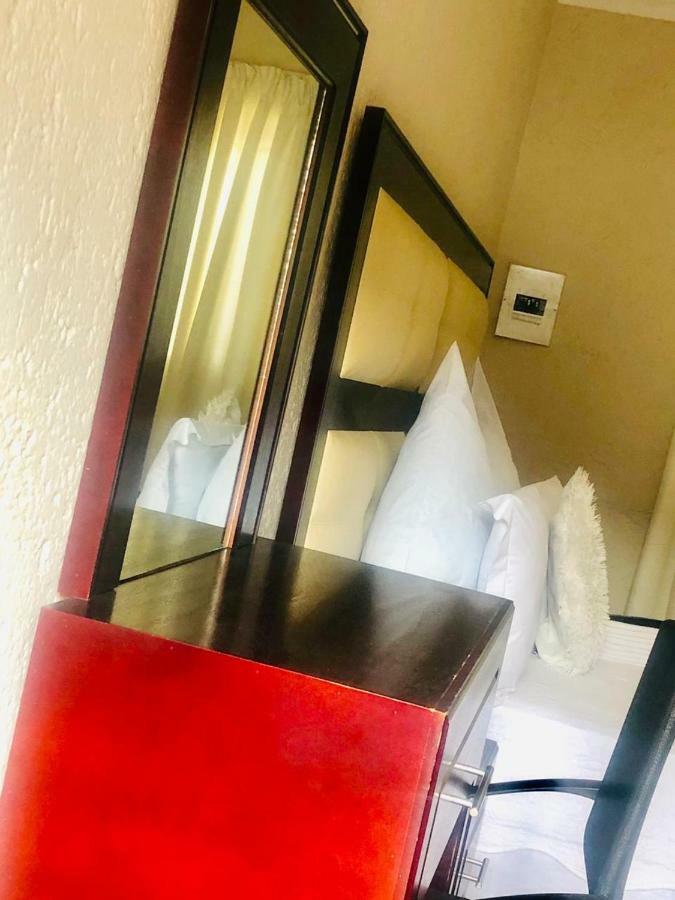 Lodge Leboss Guest Johannesburg