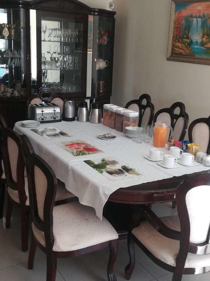 Lalela House Homestay