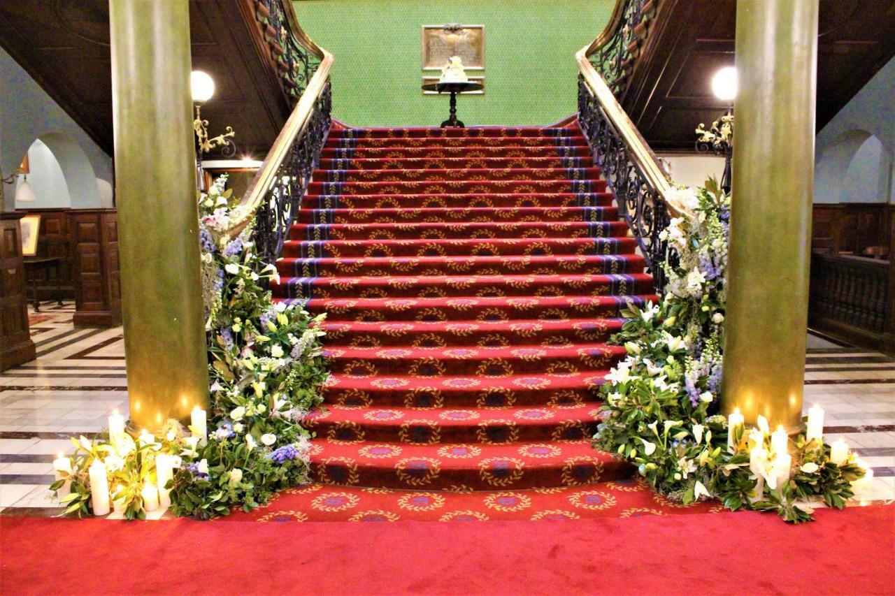 Khách sạn Rand Club