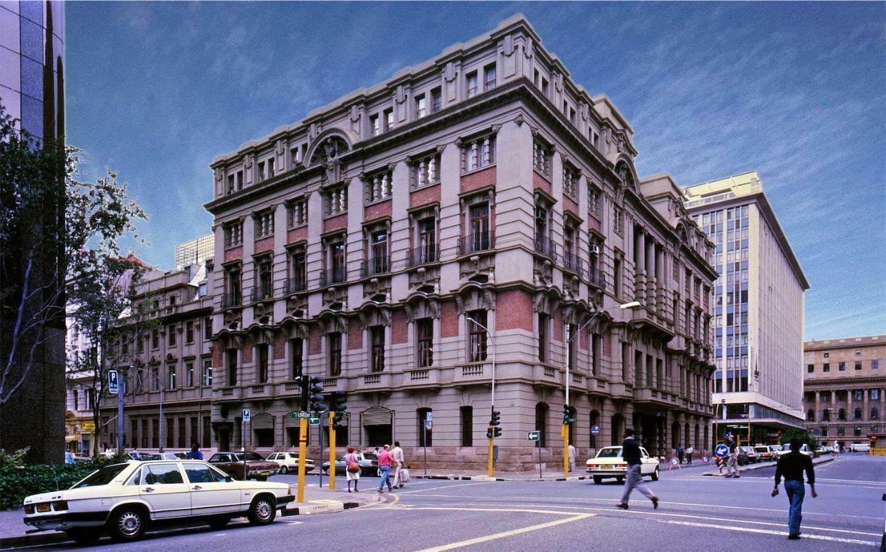 Rand Club Hotel