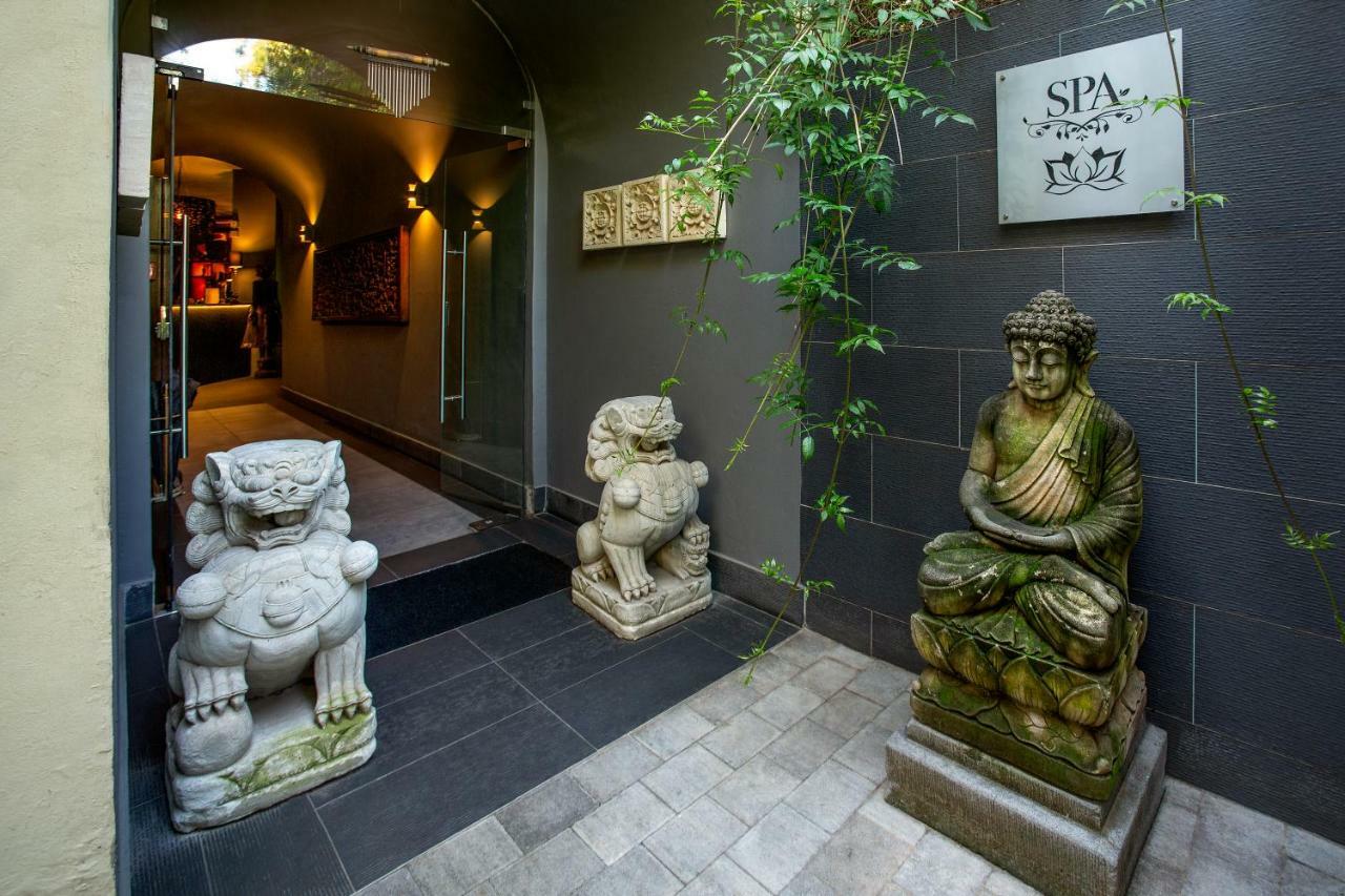 Fairlawns Boutique &