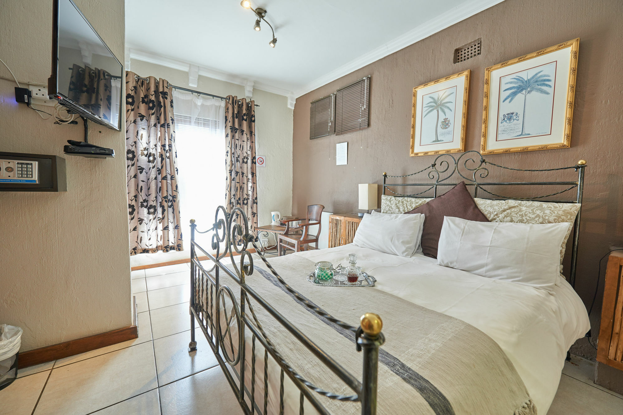 84 On Fourth 4* Johannesburg