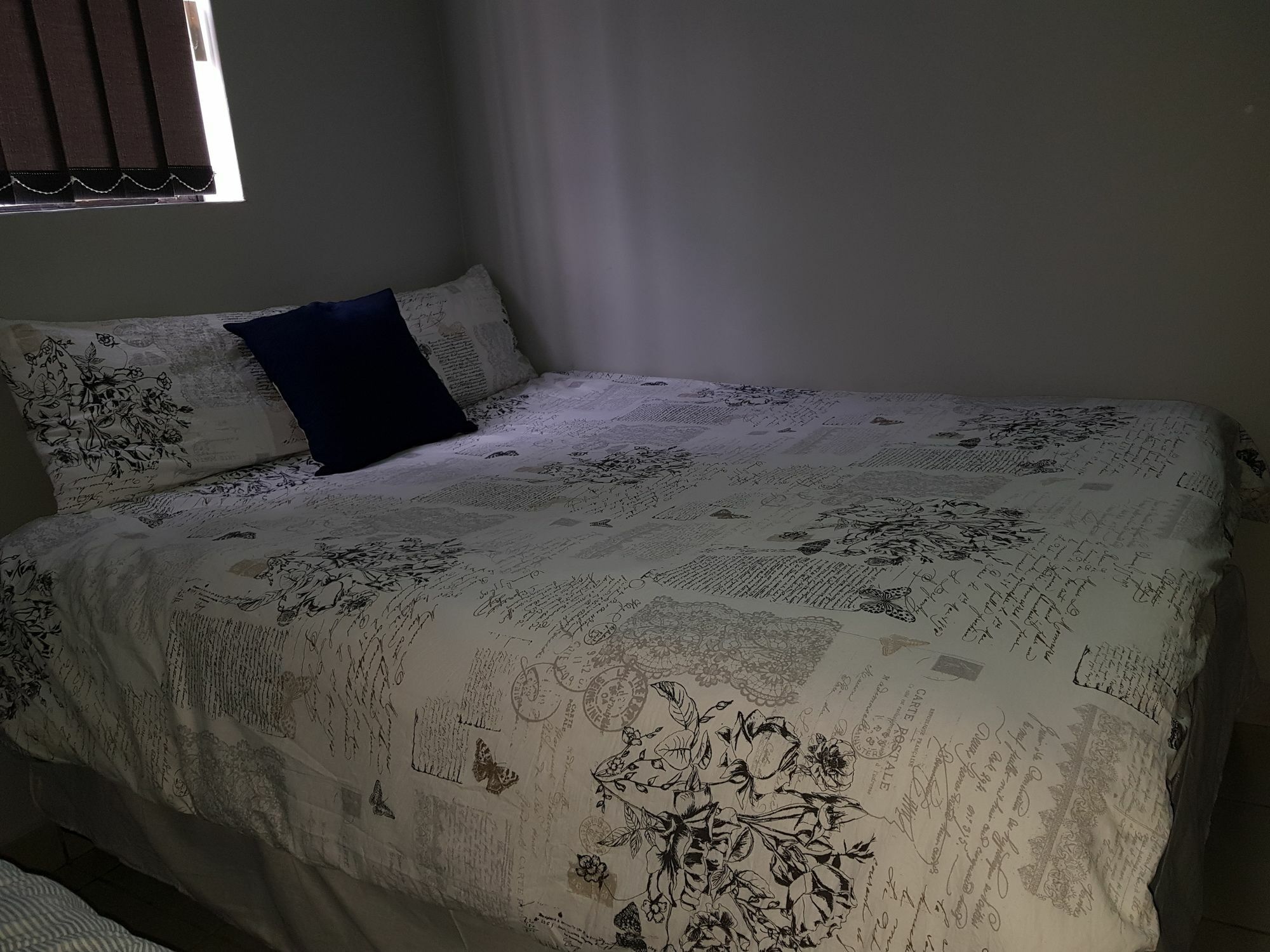 Brownstone Backpackers 3*