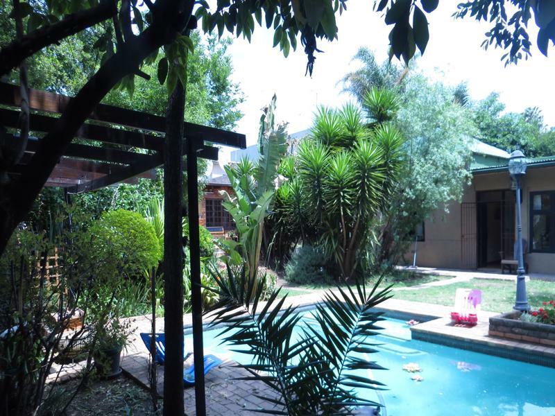 House On York Guest house 4*
