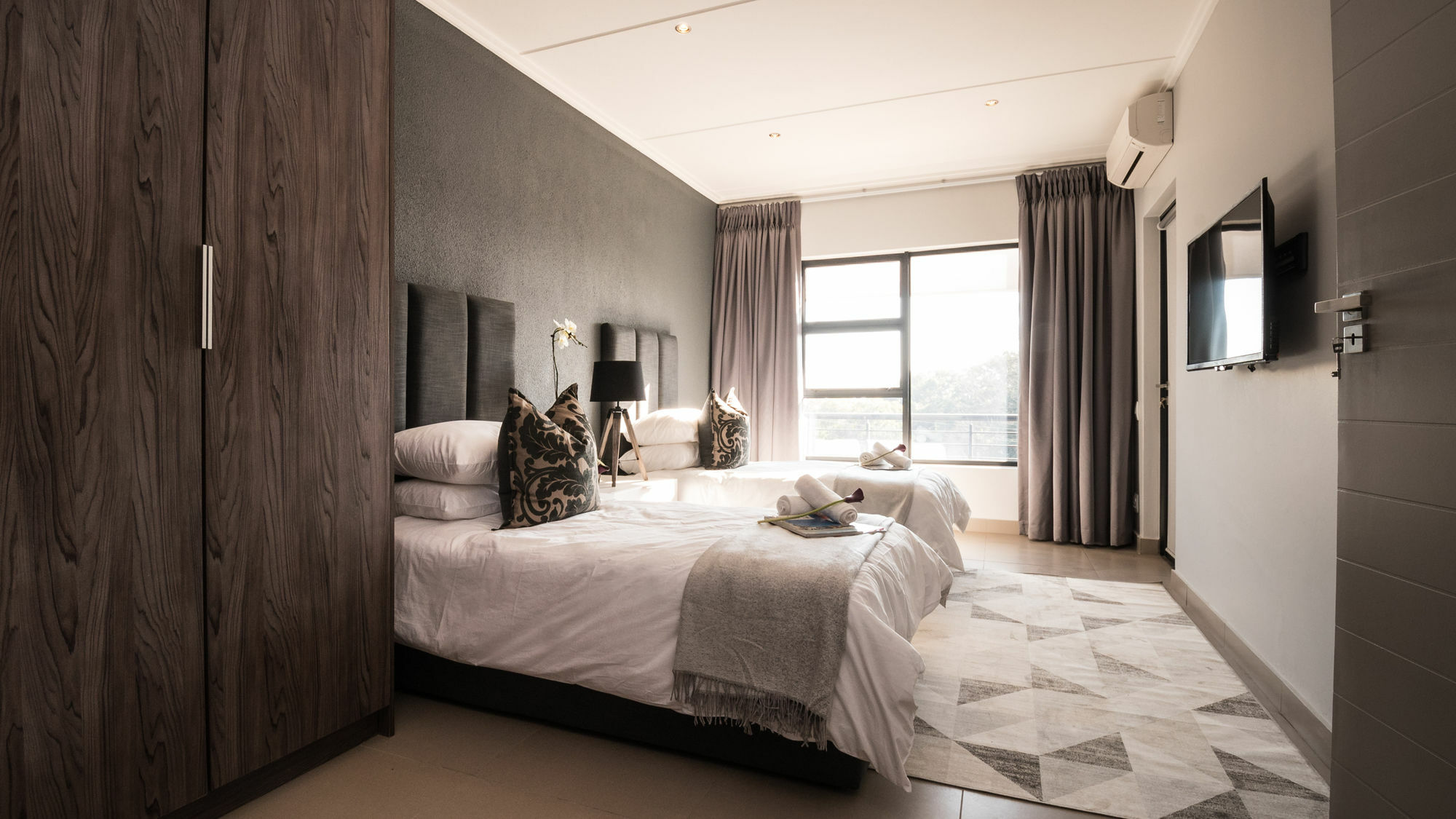 Apartment Odyssey Luxury - Back Up Generator Johannesburg