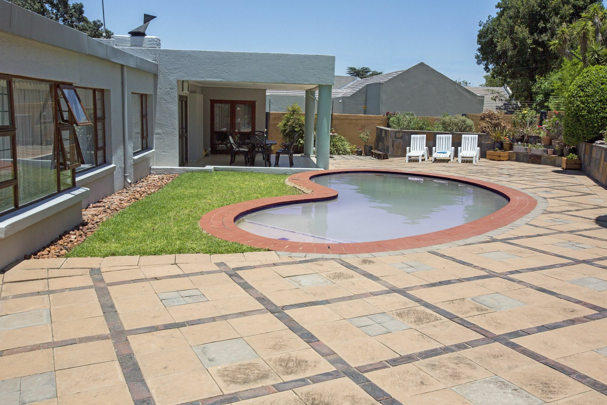 Chalet Spacious Garden Johannesburg