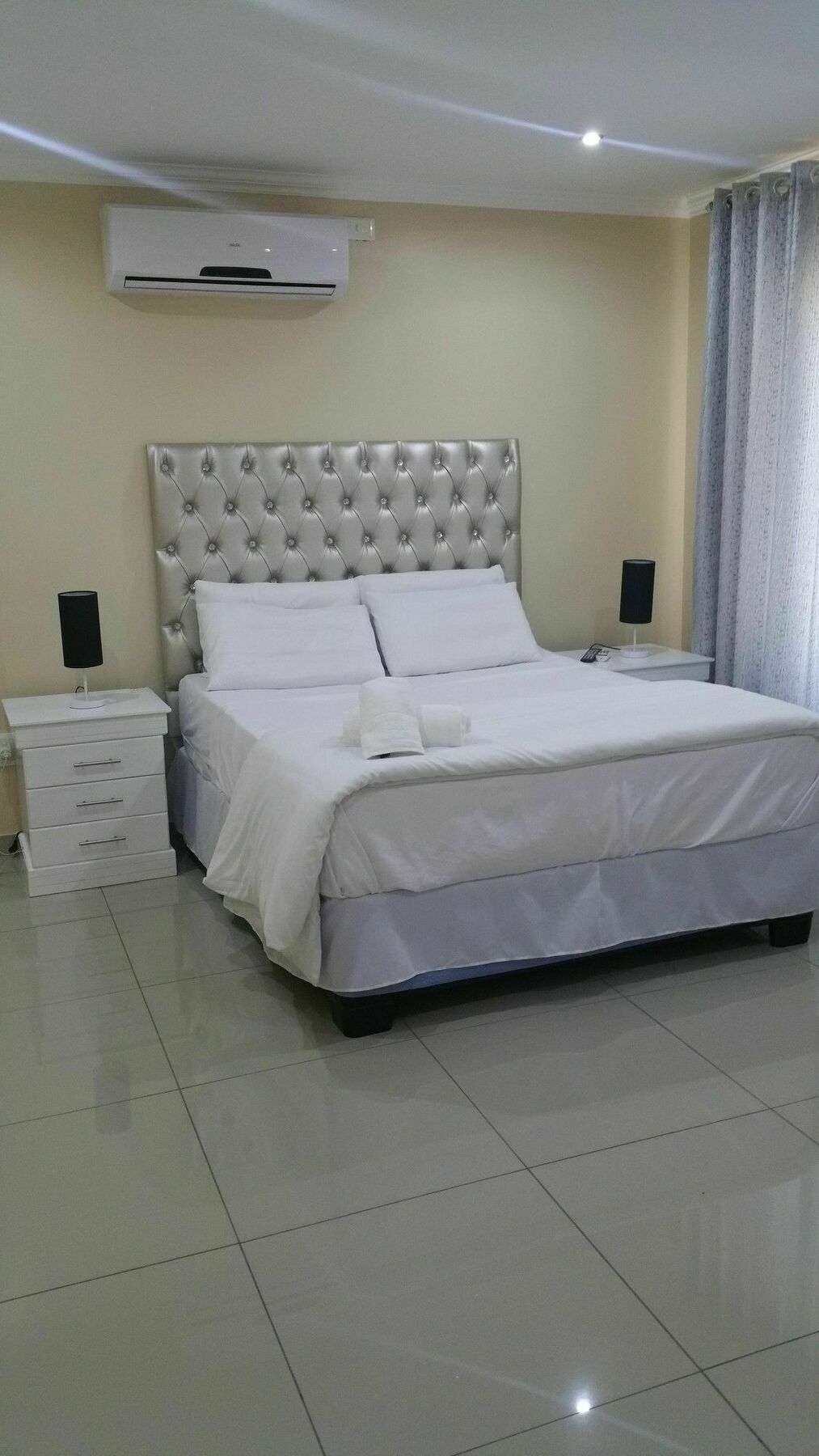 Nhà khách Munisa 3*