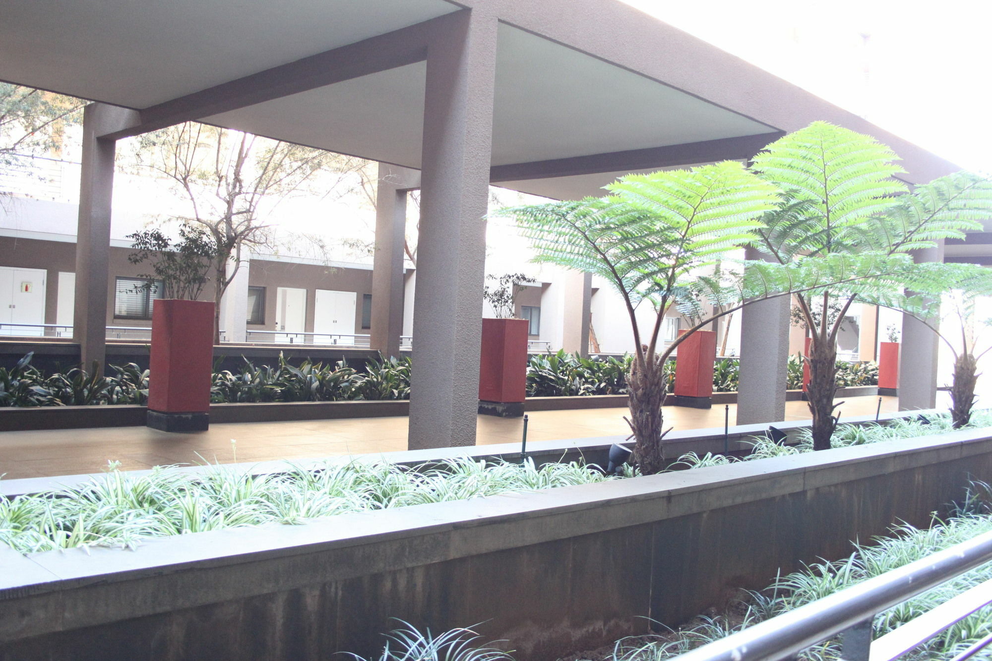 The Nicol And Aparthotel