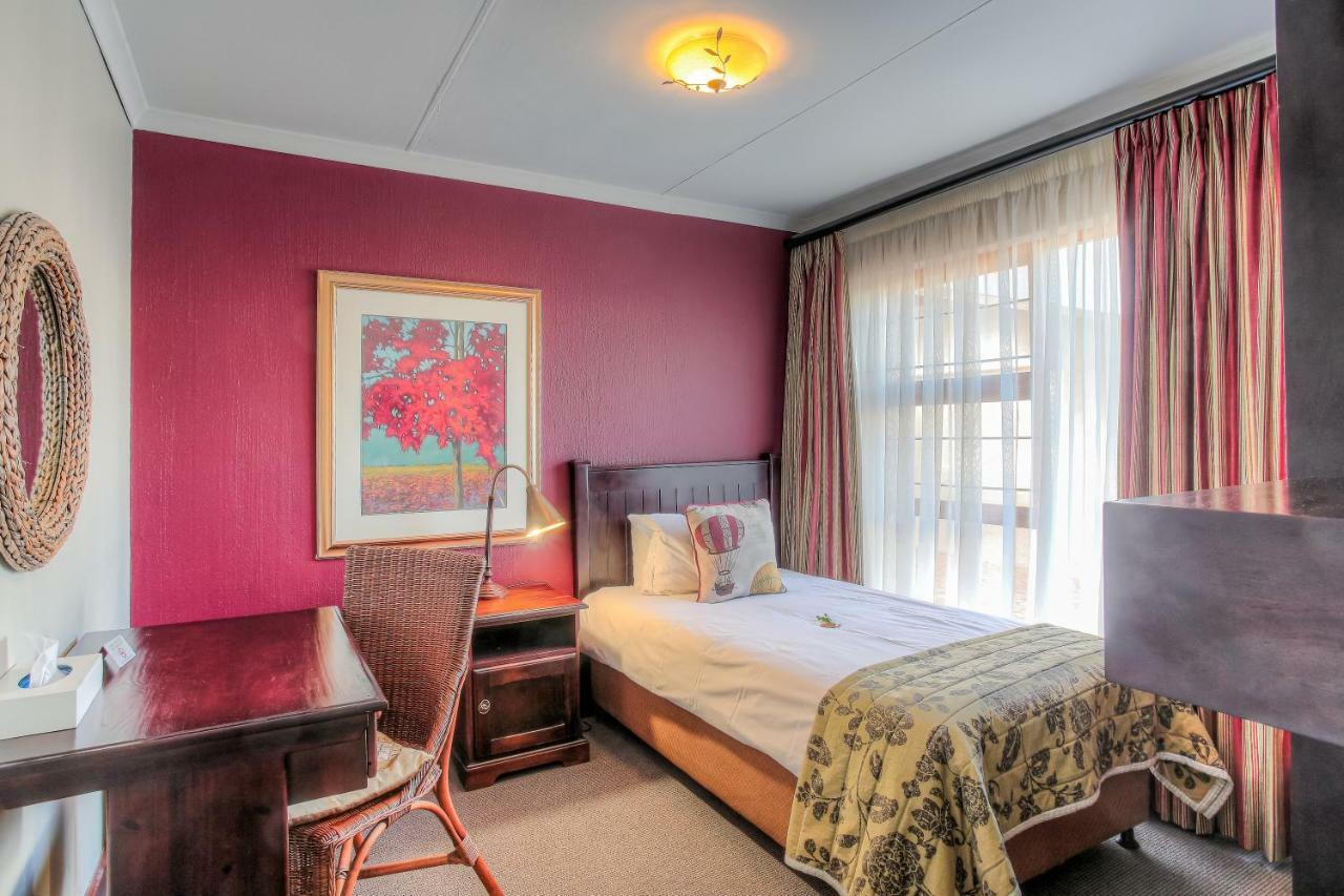 Sunninghill Guest 4*